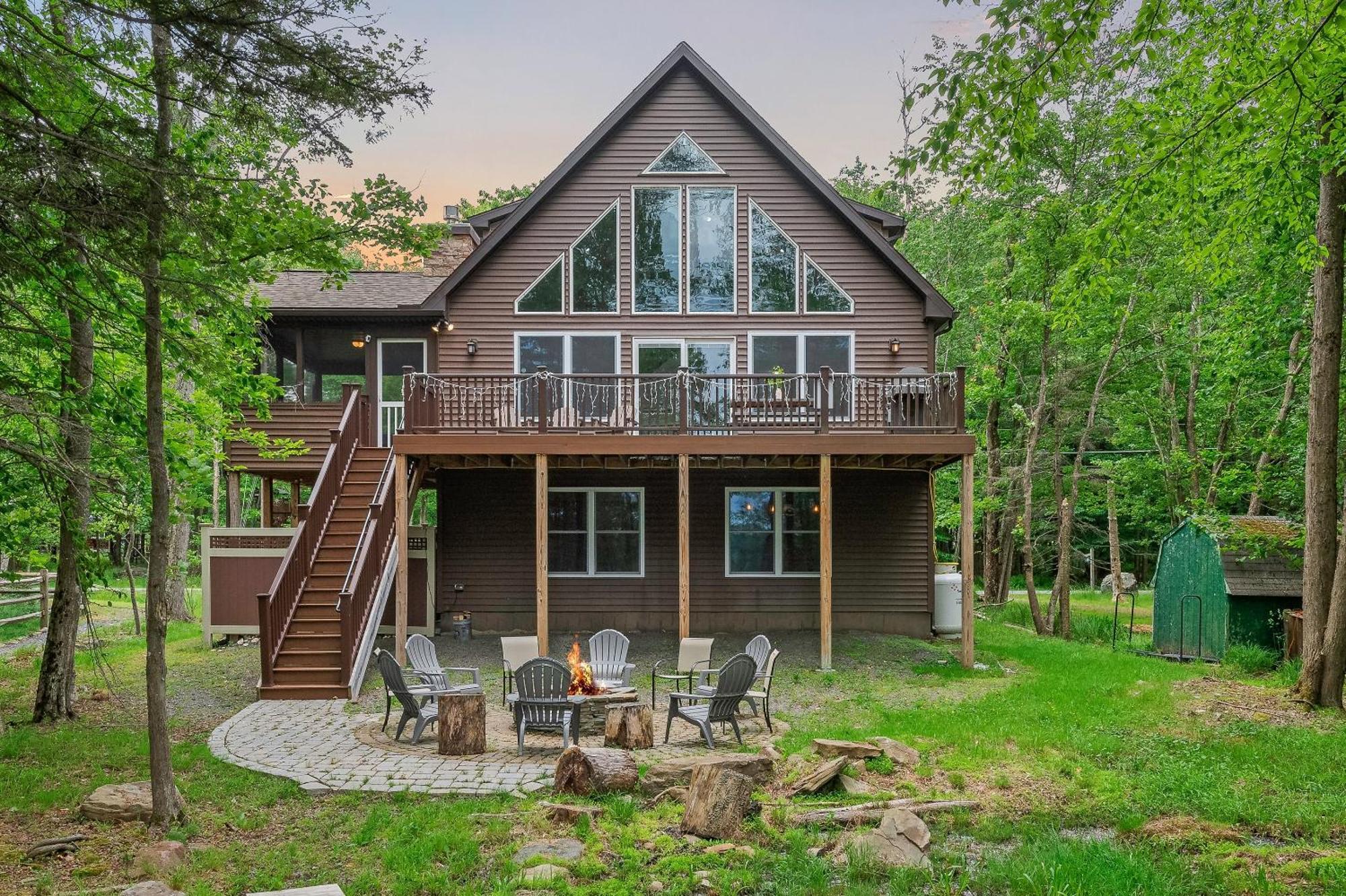 Tavern At The Woods By Avantstay Lakefront Views Hot Tub Firepit Game * Arrowhead Lake